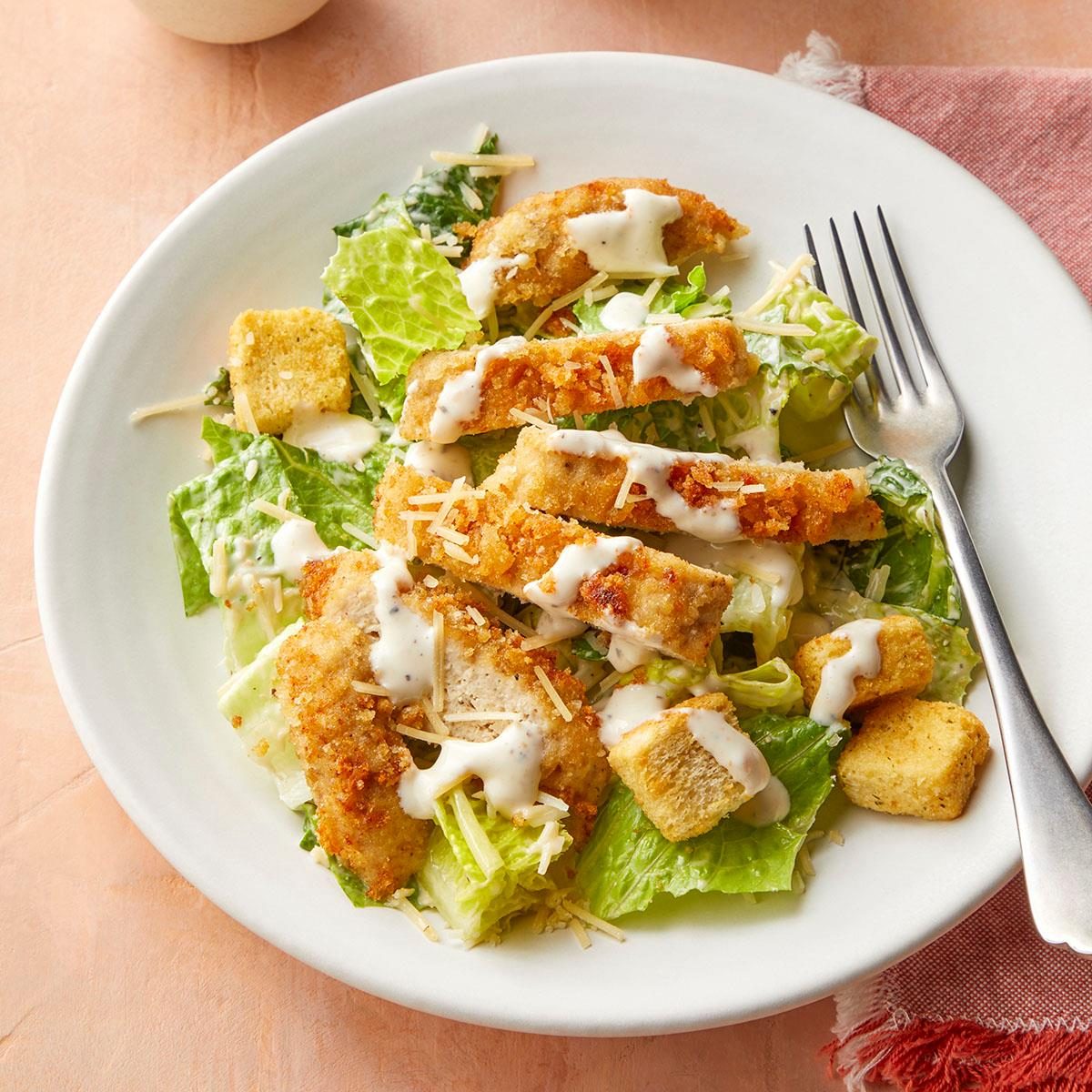 Crispy Chicken Caesar Salad: Restaurant Flavor, Easy at Home